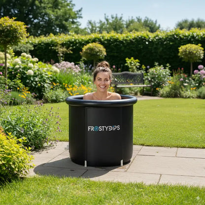 ijsbad kopen thuis met Eclipse POD opblaasbaar ijsbad voor koudetherapie en herstel in de tuin